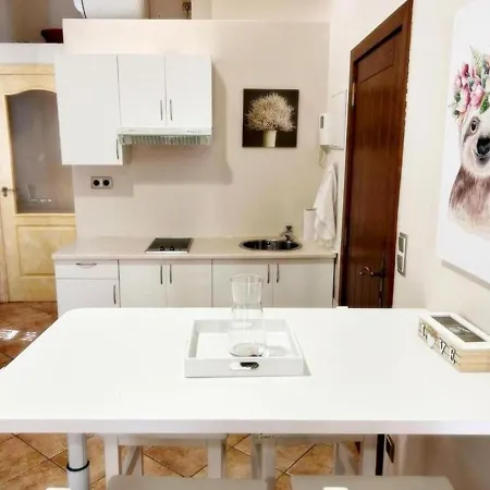 Lejlighed Holibai, Peperete, Luminoso Estudio Centro