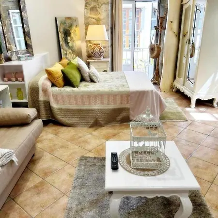 Holibai, Peperete, Luminoso Estudio Centro * Baiona